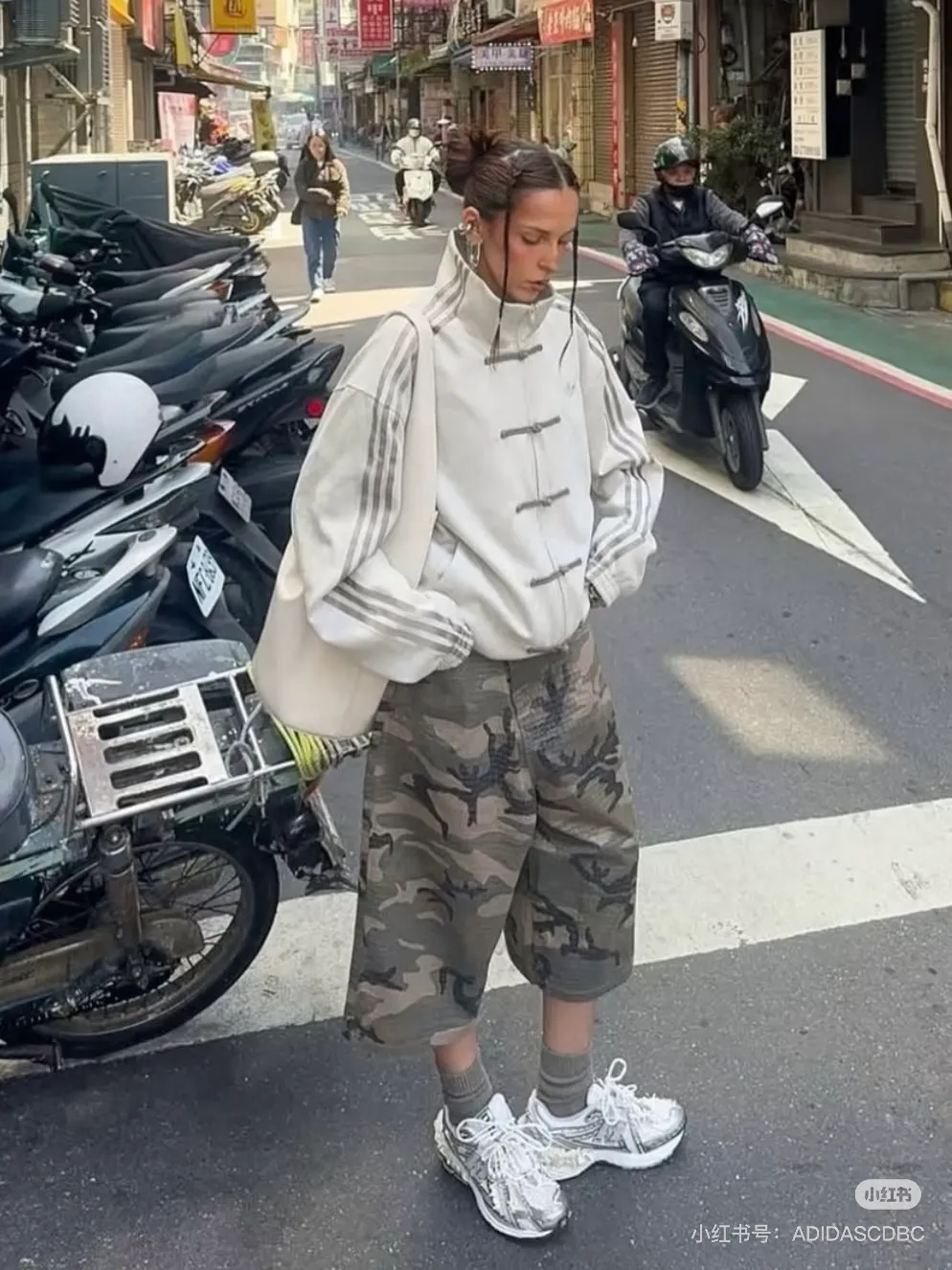 Adidas originals CTT 26 New Arrival Versatile Retro Same Style ， AD Same Style ， Same Style， ， ， CNY ！ ， ， ， Retro ， ！ 2026 ， ， ， ， ， ， ， ！ Same Style， ， logo ， ， ！ : Light Blue Blue Dark Gray Size: S-XL S 68 120 56 M 70 124 58 L 72 128 60 XL 74 132 62